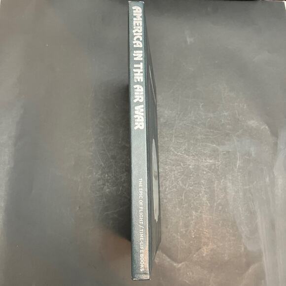 America in the Air War Time-Life 1986 WWII U.S. Army Air Corps History Book - Picture 3 of 7